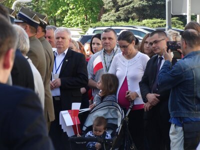 Dr hab. Karol Sacewicz podczas uroczystości przed gmachem Urzędu Wojewódzkiego