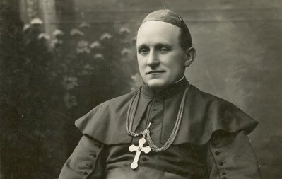 Arcybiskup Romuald Jałbrzykowski