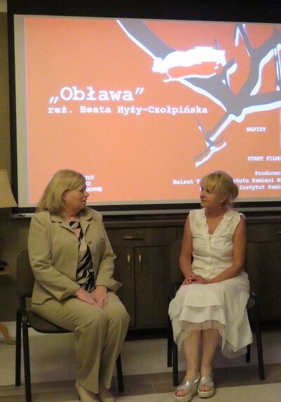 Rozmowę z reżyserką prowadziła dr Ewa Rogalewska (z lewej) z białostockiego Oddziału IPN