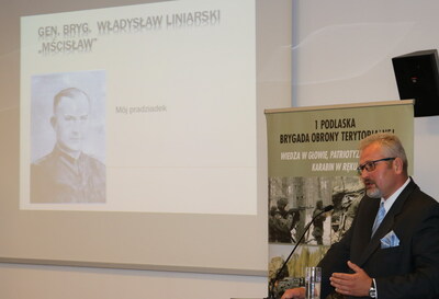 We wzruszającym wystąpieniu Janusz Sibilski wspominał swego pradziadka i podziękował IPN za wystąpienie z wnioskiem o awans generalski