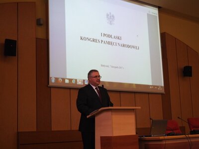 Obrady Kongresu otworzył dr Waldemar Brenda, naczelnik Oddziałowego Biura Edukacji Narodowej IPN w Białymstoku