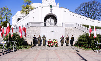 Uroczystości przy Pomniku Ofiar Katastrofy Smoleńskiej – 10 kwietnia 2024, fot. Paula Prudziłowicz (IPN)