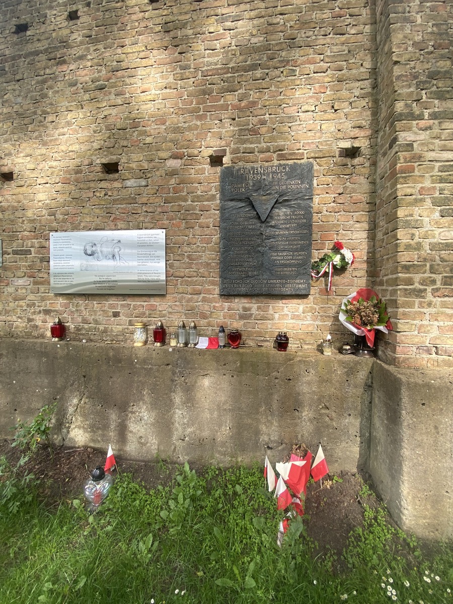 Wyjazd finalistów konkursu „W kręgu pamięci i prozy lagrowej więźniarek KL Ravensbrück” do Niemiec i odwiedzenie Miejsca Pamięci i Przestrogi Ravensbrück – 24-27 maja 2024, fot. Paula Prudziłowicz (IPN)