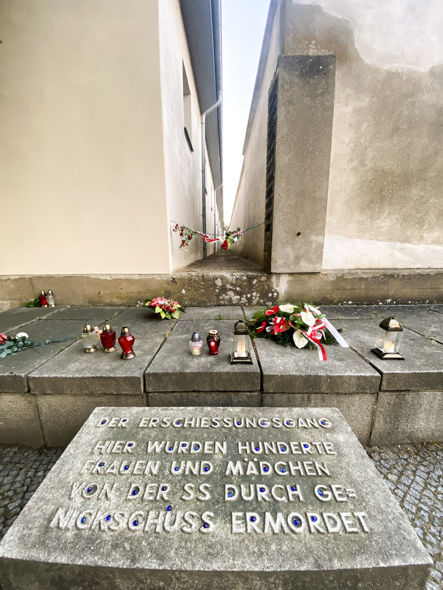 Wyjazd finalistów konkursu „W kręgu pamięci i prozy lagrowej więźniarek KL Ravensbrück” do Niemiec i odwiedzenie Miejsca Pamięci i Przestrogi Ravensbrück – 24-27 maja 2024, fot. Paula Prudziłowicz (IPN)