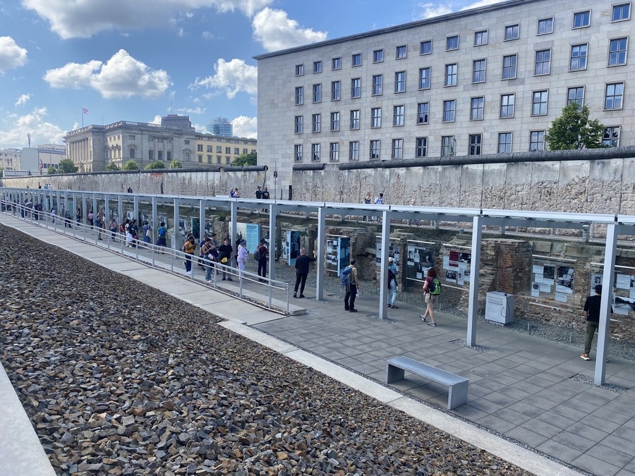 wyjazd finalistów konkursu „W kręgu pamięci i prozy lagrowej więźniarek KL Ravensbrück” do Niemiec i odwiedzenie Miejsca Pamięci i Przestrogi Ravensbrück – 24-27 maja 2024, fot. Paula Prudziłowicz (IPN)