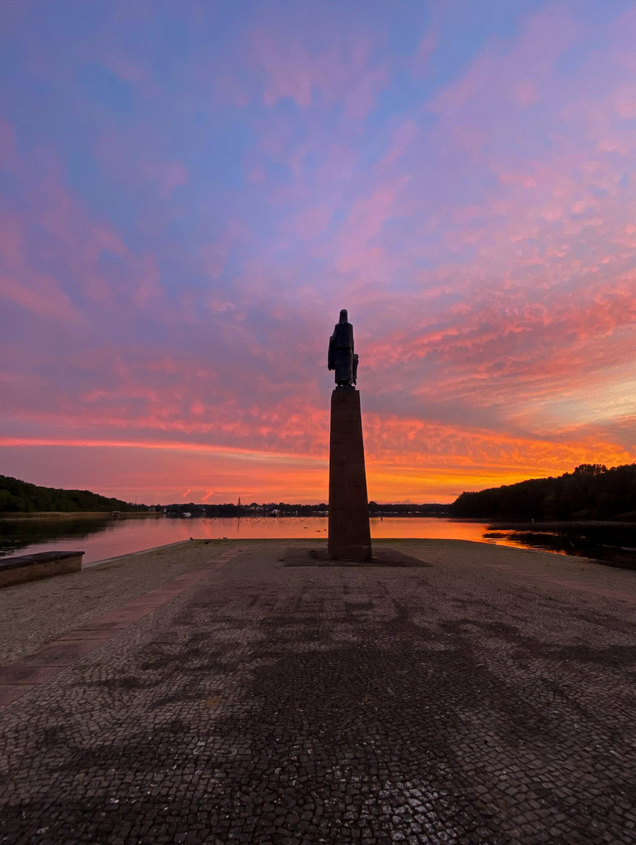 wyjazd finalistów konkursu „W kręgu pamięci i prozy lagrowej więźniarek KL Ravensbrück” do Niemiec i odwiedzenie Miejsca Pamięci i Przestrogi Ravensbrück – 24-27 maja 2024, fot. Paula Prudziłowicz (IPN)
