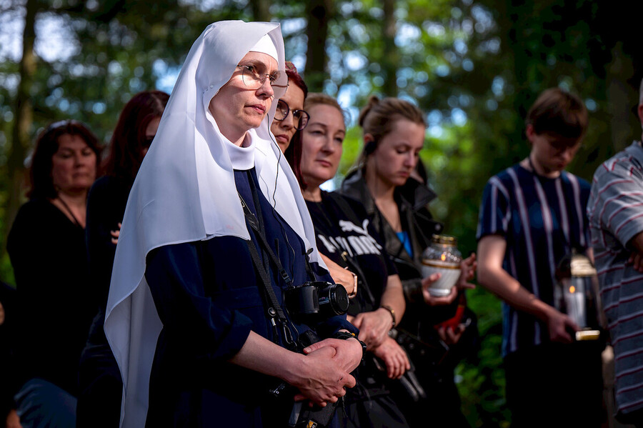 Wyjazd finalistów konkursu „W kręgu pamięci i prozy lagrowej więźniarek KL Ravensbrück” do Niemiec i odwiedzenie Miejsca Pamięci i Przestrogi Ravensbrück – 24-27 maja 2024, fot. Krzysztof Łojko (IPN)