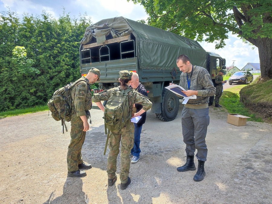 Patrol Szlakiem Służb Granicznych „Stulecie wierności Rzeczypospolitej" – 8 czerwca 2024, fot. Paula Prudziłowicz, Bartłomiej Gawrylczyk (IPN)