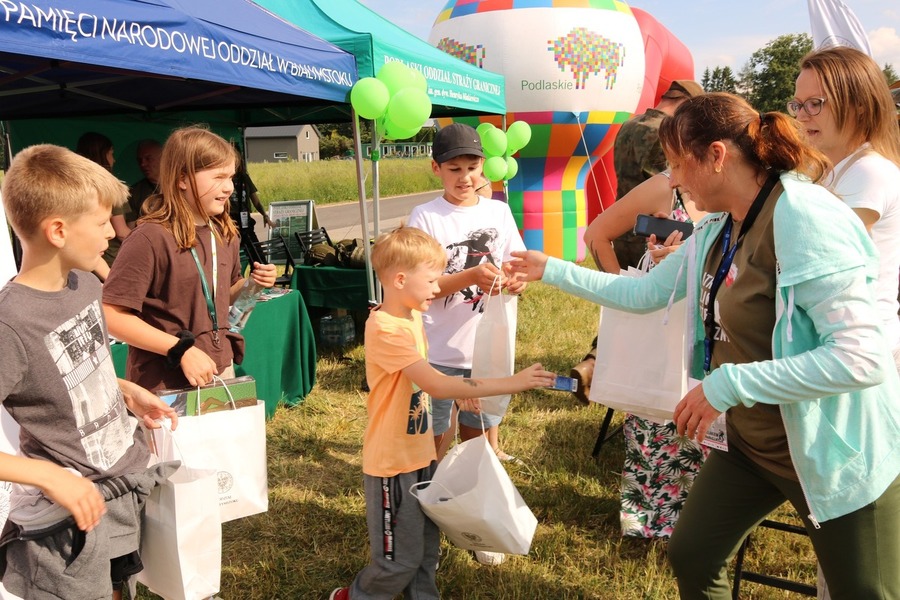 Patrol Szlakiem Służb Granicznych „Stulecie wierności Rzeczypospolitej" – 8 czerwca 2024, fot. Paula Prudziłowicz, Bartłomiej Gawrylczyk (IPN)