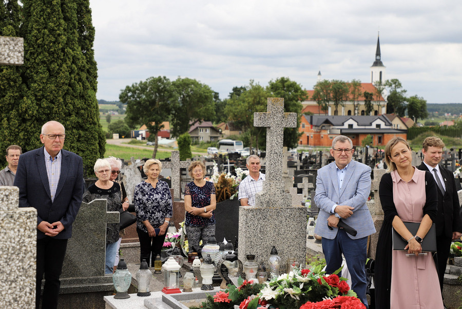 Uroczystość odsłonięcia i poświęcenia wyremontowanego nagrobka ks. kpt. Wiktora Gogolińskiego ps. „Wiktor” – 2 lipca 2024, fot. Paula Prudziłowicz (IPN)