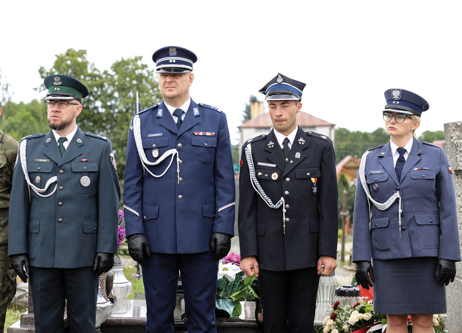 Uroczystość odsłonięcia i poświęcenia wyremontowanego nagrobka ks. kpt. Wiktora Gogolińskiego ps. „Wiktor” – 2 lipca 2024, fot. Paula Prudziłowicz (IPN)