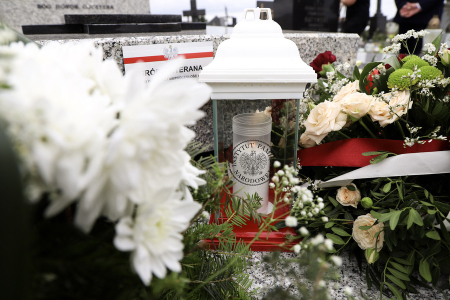 Uroczystość odsłonięcia i poświęcenia wyremontowanego nagrobka ks. kpt. Wiktora Gogolińskiego ps. „Wiktor” – 2 lipca 2024, fot. Paula Prudziłowicz (IPN)