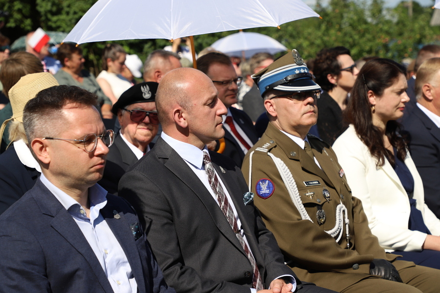 Uroczyste obchody 80. rocznicy operacji „Ostra Brama”. Ceremonia składania wieńców w kwaterze poległych żołnierzy Armii Krajowej w Skorbucianach – 6 lipca 2024, fot. Paula Prudziłowicz (IPN)