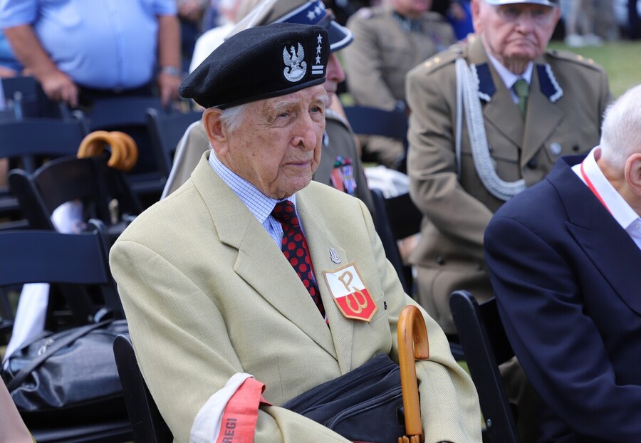 Uroczyste obchody 80. rocznicy operacji „Ostra Brama”. Ceremonia składania wieńców w kwaterze poległych żołnierzy Armii Krajowej w Skorbucianach – 6 lipca 2024, fot. Paula Prudziłowicz (IPN)