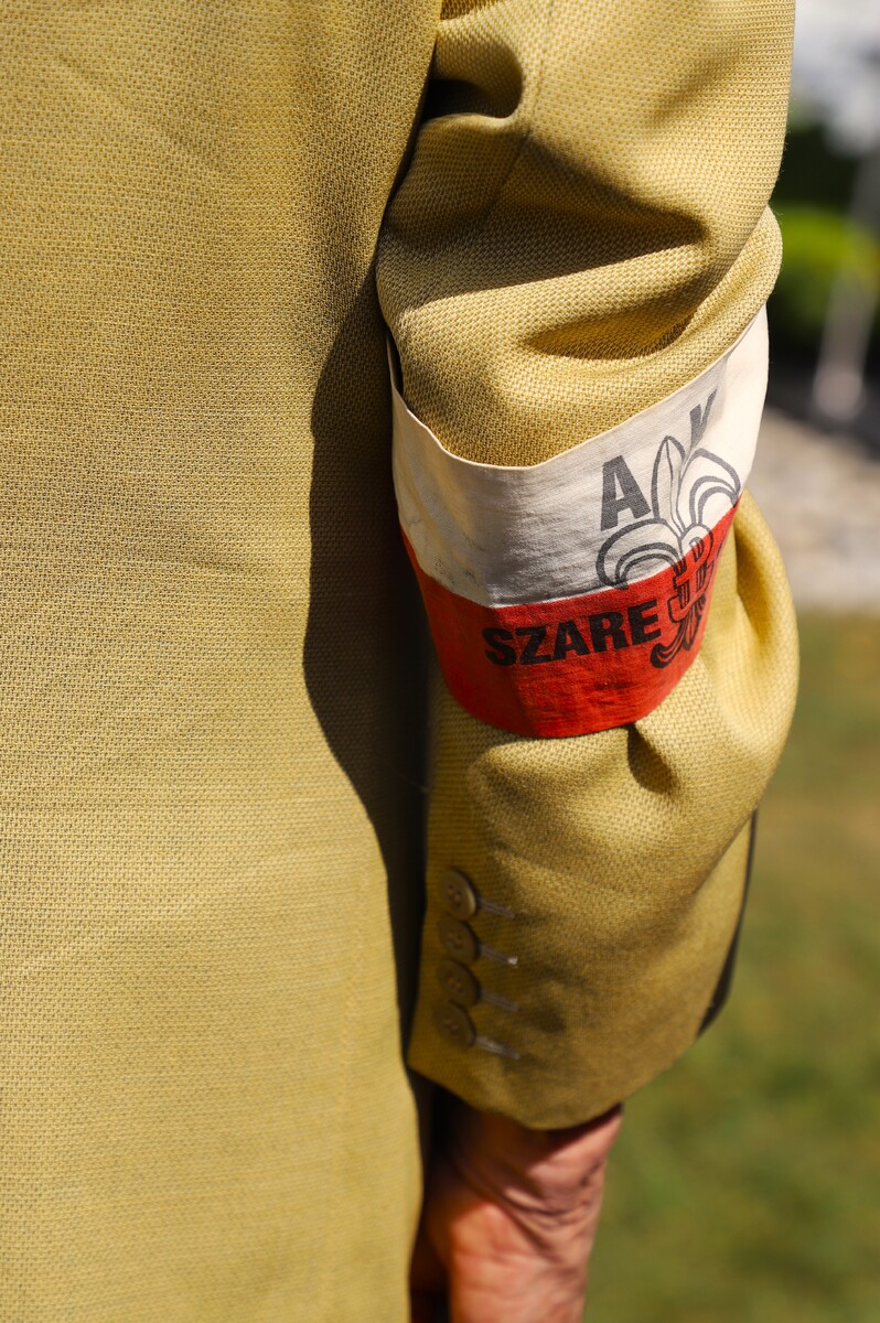 Uroczyste obchody 80. rocznicy operacji „Ostra Brama”. Ceremonia składania wieńców w kwaterze poległych żołnierzy Armii Krajowej w Skorbucianach – 6 lipca 2024, fot. Paula Prudziłowicz (IPN)