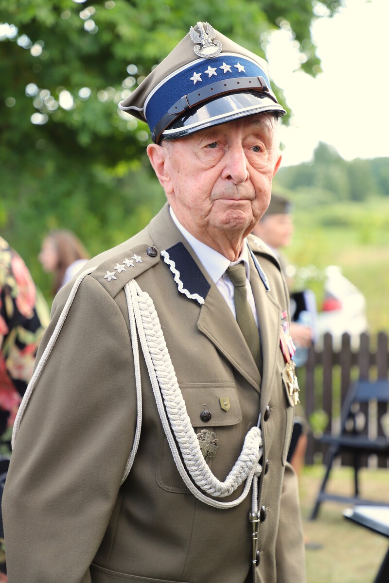 Uroczyste obchody 80. rocznicy operacji „Ostra Brama”. Ceremonia składania wieńców w kwaterze poległych żołnierzy Armii Krajowej w Skorbucianach – 6 lipca 2024, fot. Paula Prudziłowicz (IPN)