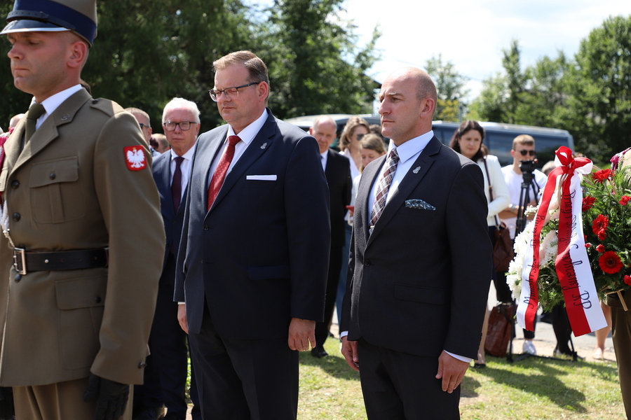 Uroczyste obchody 80. rocznicy operacji „Ostra Brama”. Ceremonia składania wieńców w Boguszach – 6 lipca 2024, fot. Paula Prudziłowicz (IPN)