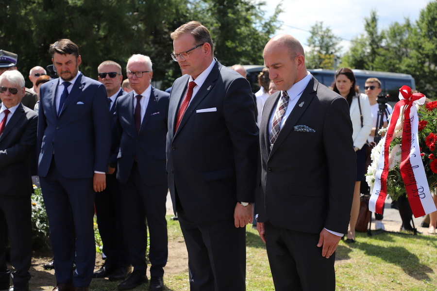 Uroczyste obchody 80. rocznicy operacji „Ostra Brama”. Ceremonia składania wieńców w Boguszach – 6 lipca 2024, fot. Paula Prudziłowicz (IPN)