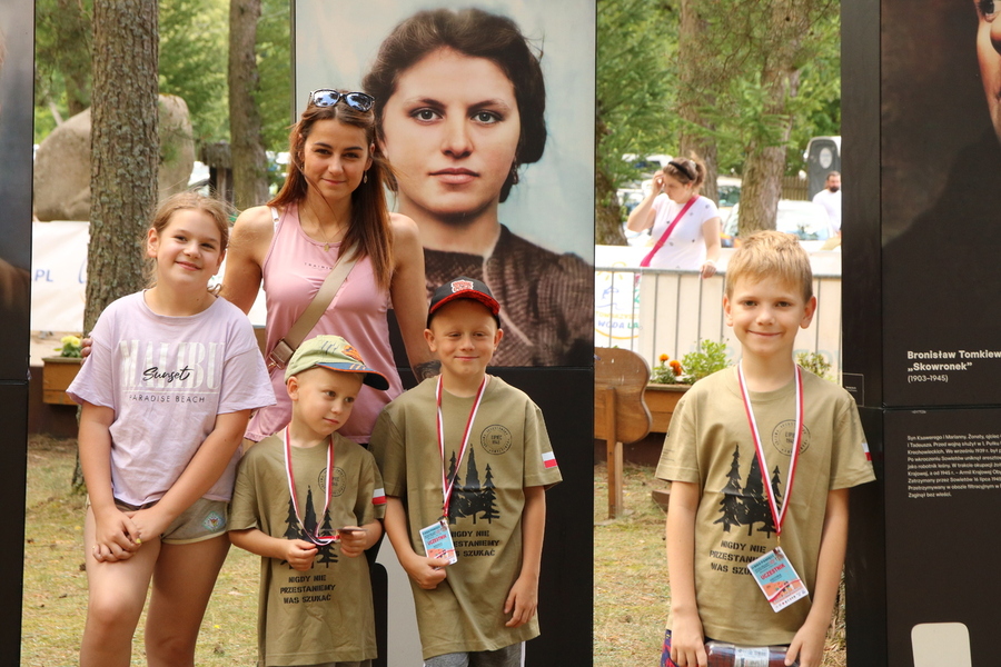 II Bieg Pamięci Ofiar Obławy Augustowskiej – 6 lipca 2024, fot. Teresa Mlejnek-Dylewska, Urszula Gierasimiuk