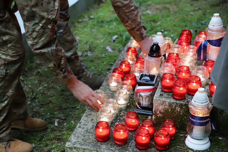 Uroczystość upamiętniająca 81.rocznicę masowych egzekucji w Lesie Bacieczkowskim – 15 lipca 2024, fot. Paula Prudziłowicz