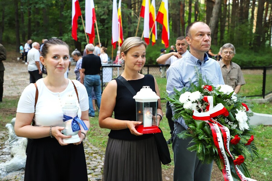 Uroczystość upamiętniająca 81.rocznicę masowych egzekucji w Lesie Bacieczkowskim – 15 lipca 2024, fot. Paula Prudziłowicz