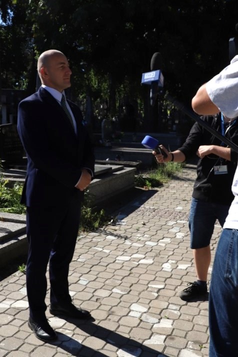 Uroczyste oznaczenie i poświęcenie wyremontowanego grobu śp. mjr. Aleksandra Komara – 13 sierpnia 2024, fot. Katarzyna Dojs (IPN)