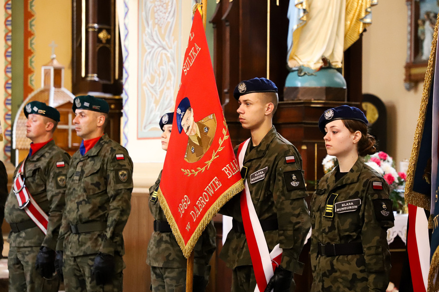 Uroczyste odsłonięcie i poświęcenie wyremontowanego pomnika Armii Krajowej w Dąbrowie Białostockiej – 27 września 2024, fot. Paula Prudziłowicz (IPN)