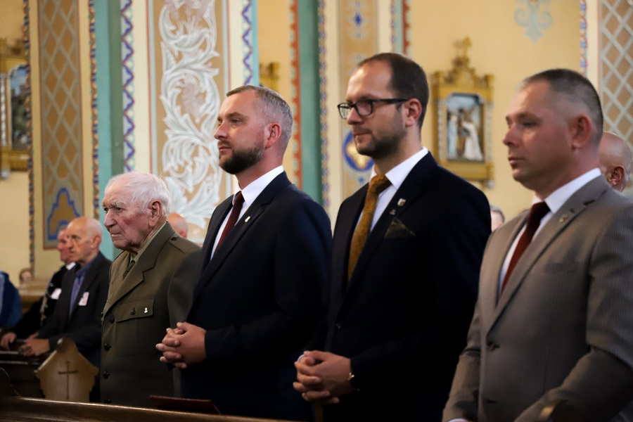 Uroczyste odsłonięcie i poświęcenie wyremontowanego pomnika Armii Krajowej w Dąbrowie Białostockiej – 27 września 2024, fot. Paula Prudziłowicz (IPN)