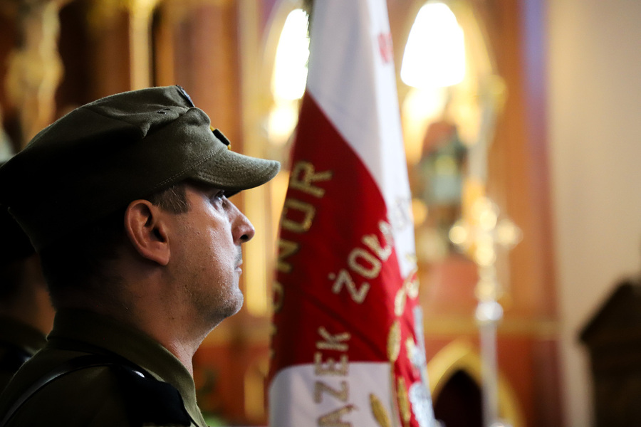 Uroczyste odsłonięcie i poświęcenie wyremontowanego pomnika Armii Krajowej w Dąbrowie Białostockiej – 27 września 2024, fot. Paula Prudziłowicz (IPN)