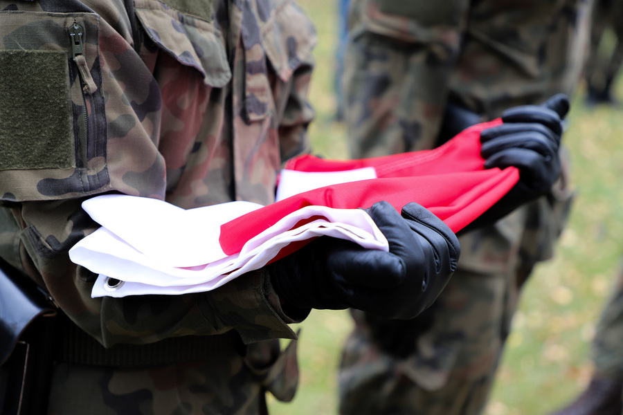 Uroczyste odsłonięcie i poświęcenie wyremontowanego pomnika Armii Krajowej w Dąbrowie Białostockiej – 27 września 2024, fot. Paula Prudziłowicz (IPN)