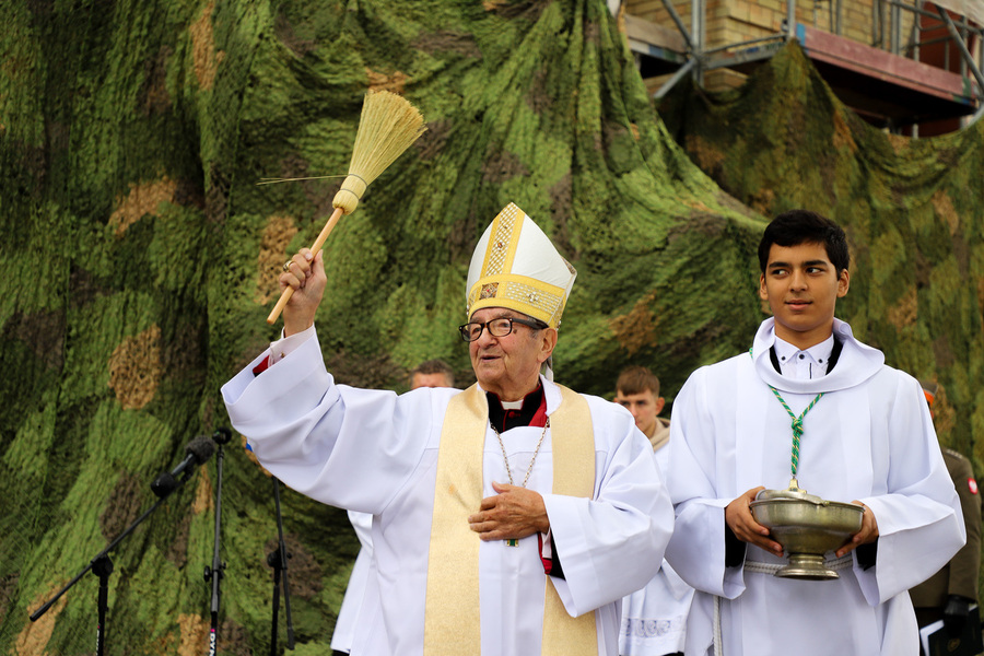 Uroczyste odsłonięcie i poświęcenie wyremontowanego pomnika Armii Krajowej w Dąbrowie Białostockiej – 27 września 2024, fot. Paula Prudziłowicz (IPN)
