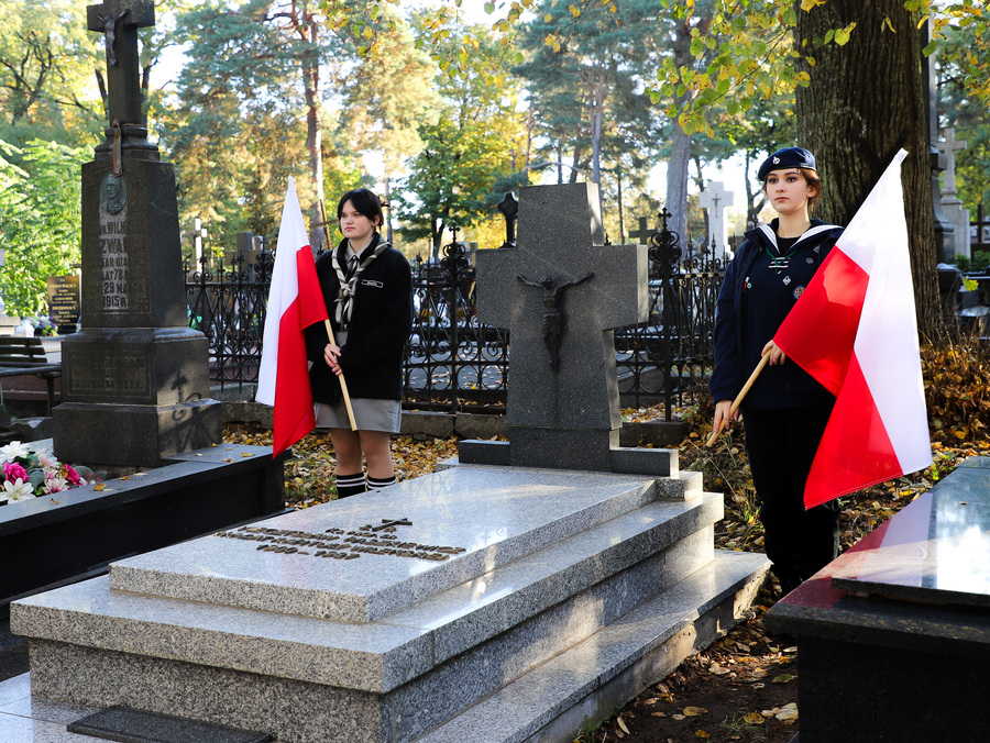 Uroczyste oznaczenie i poświęcenie odnowionego grobu ks. ppłk. dr. Mieczysława Paszkiewicza, wpisanego do ewidencji grobów weteranów walk o wolność i niepodległość Polski – 18 października 2024, fot. Katarzyna Dojs (IPN)