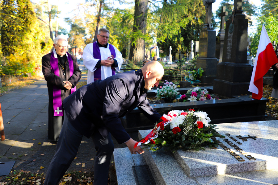 Uroczyste oznaczenie i poświęcenie odnowionego grobu ks. ppłk. dr. Mieczysława Paszkiewicza, wpisanego do ewidencji grobów weteranów walk o wolność i niepodległość Polski – 18 października 2024, fot. Katarzyna Dojs (IPN)
