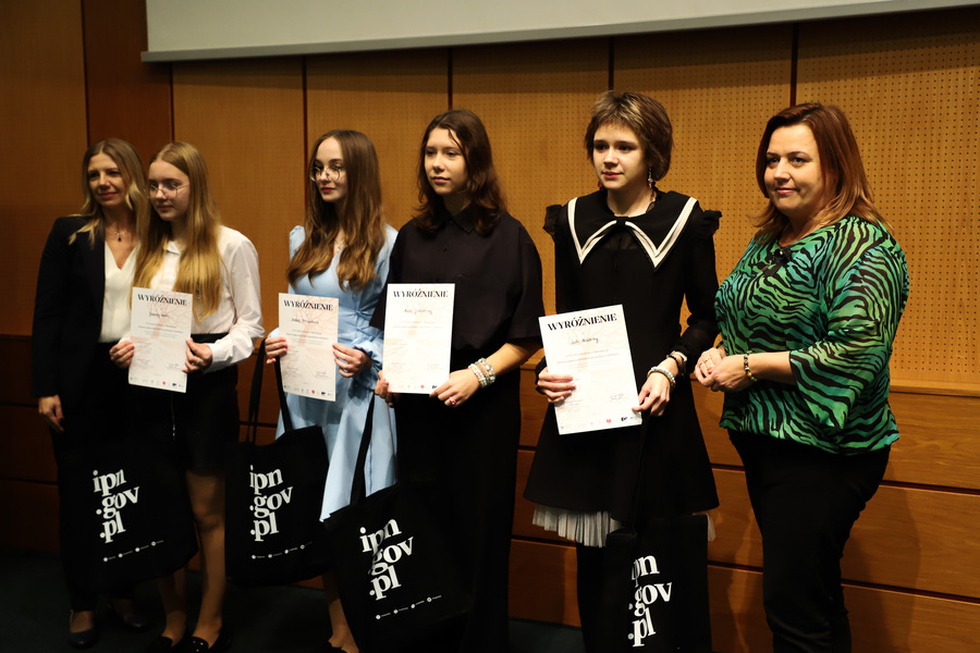 Gala VII edycji Konkursu Poetyckiego „Historia najnowsza Polski w poezji dzieci i młodzieży” – 24 października 2024, fot. Paula Prudziłowicz (IPN)