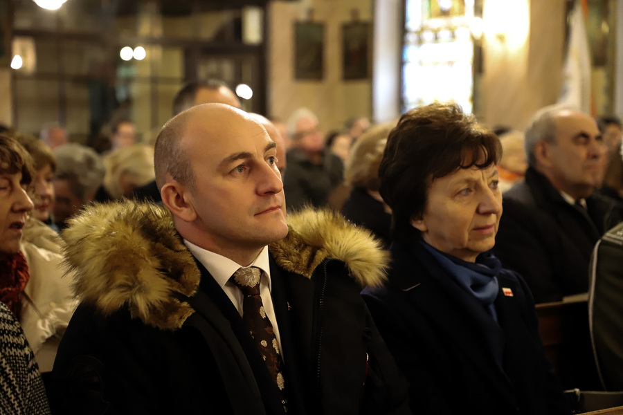 Otwarcie wystawy pt. „Dekalog Księdza Jerzego” z okazji 40. rocznicy męczeńskiej śmierci bł. ks. Jerzego Popiełuszki w Domu Polskim w Budapeszcie – 10 listopada 2024, fot. Paula Prudziłowicz (IPN)