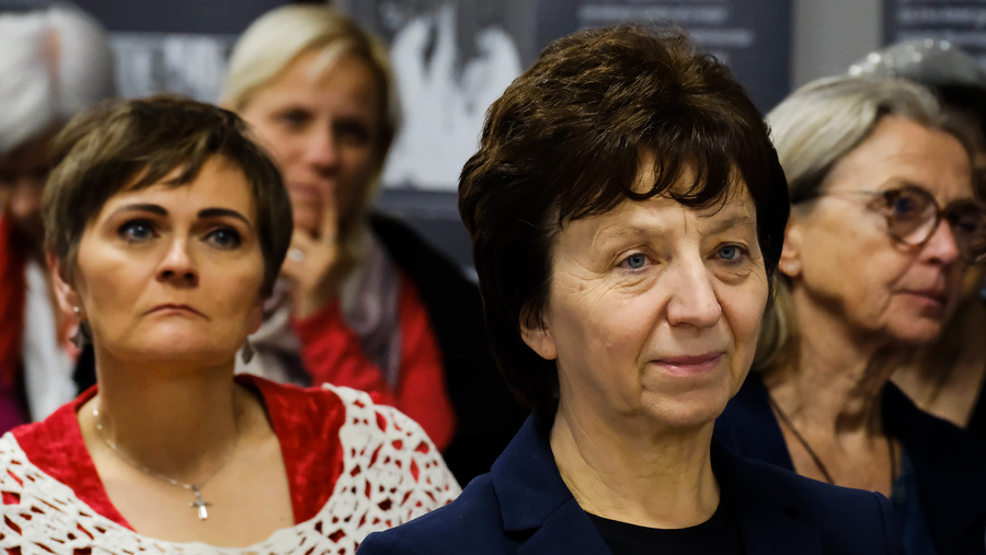 Otwarcie wystawy pt. „Dekalog Księdza Jerzego” z okazji 40. rocznicy męczeńskiej śmierci bł. ks. Jerzego Popiełuszki w Domu Polskim w Budapeszcie – 10 listopada 2024, fot. Paula Prudziłowicz (IPN)