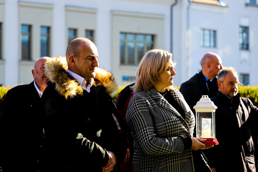 Otwarcie wystawy pt. „Dekalog Księdza Jerzego” z okazji 40. rocznicy męczeńskiej śmierci bł. ks. Jerzego Popiełuszki w Domu Polskim w Budapeszcie – 10 listopada 2024, fot. Paula Prudziłowicz (IPN)