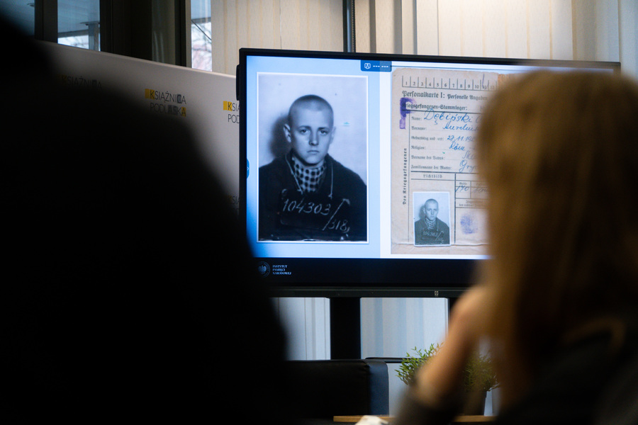 Zajęcia dla uczniów w oparciu o świąteczny materiał edukacyjny pt. „Bombka z Memmingen” – 29 listopada 2024, fot. Paweł Bezubik.