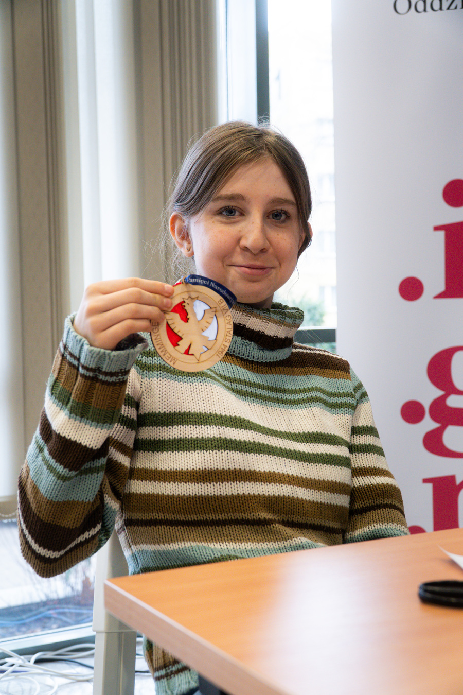 Zajęcia dla uczniów w oparciu o świąteczny materiał edukacyjny pt. „Bombka z Memmingen” – 29 listopada 2024, fot. Paweł Bezubik.