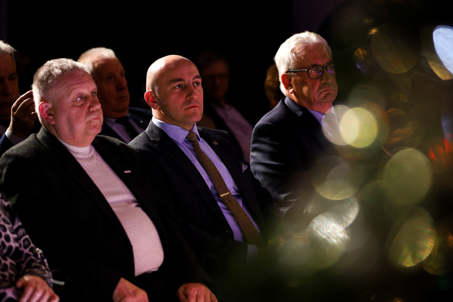 Koncert piosenek barda „Solidarności”, Jacka Kaczmarskiego w wykonaniu Zbigniewa Bibera – 12 grudnia 2024, fot. Paula Prudziłowicz (IPN)