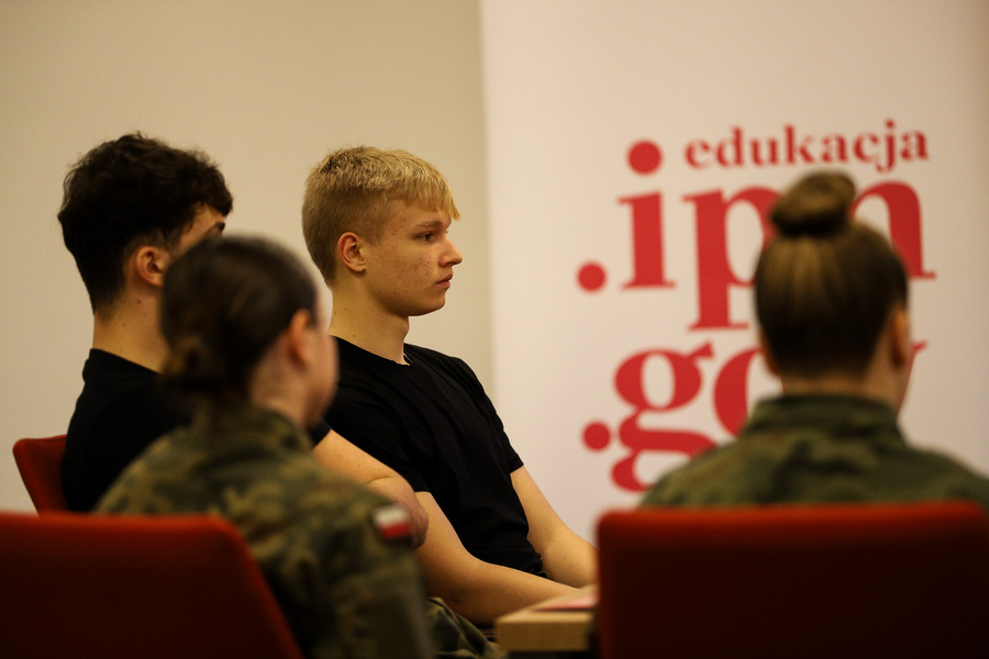 Grudniowe spotkania z młodzieżą w ramach Ogólnopolskiego Konkursu Edukacyjnego „Silni Polską!”, fot. Paula Prudziłowicz (IPN)