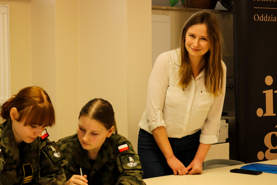 Grudniowe spotkania z młodzieżą w ramach Ogólnopolskiego Konkursu Edukacyjnego „Silni Polską!”