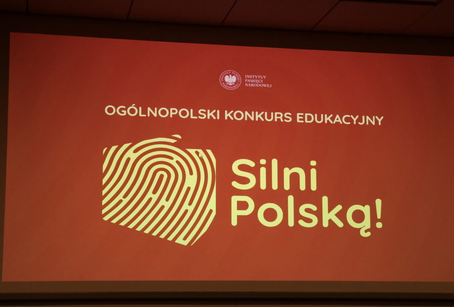 Grudniowe spotkania z młodzieżą w ramach Ogólnopolskiego Konkursu Edukacyjnego „Silni Polską!”