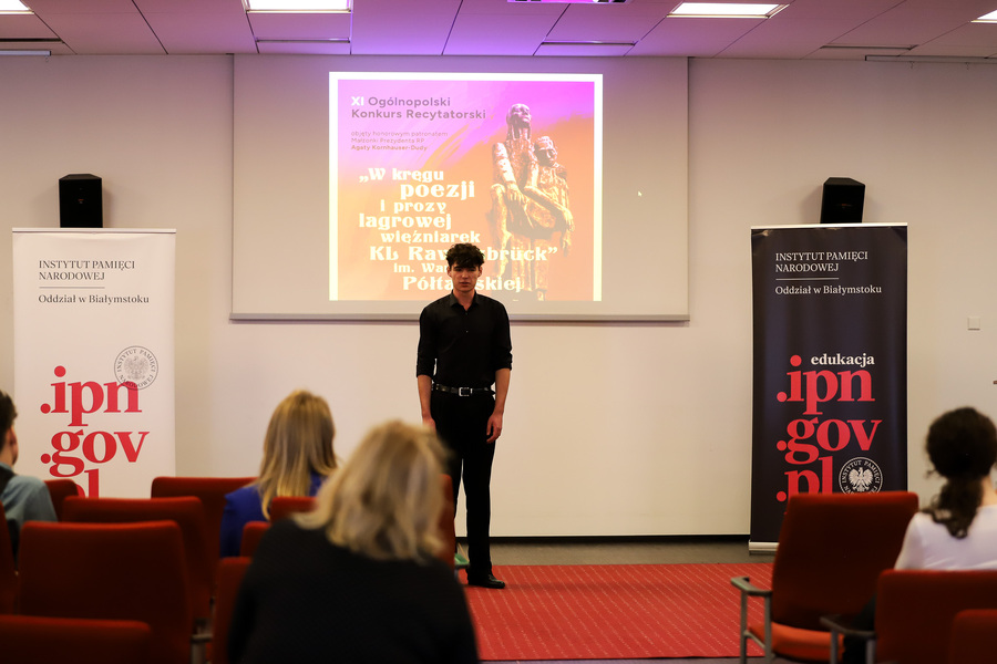 Przesłuchania półfinałowe do XI edycji Ogólnopolskiego Konkursu Recytatorskiego „W kręgu poezji i prozy lagrowej więźniarek obozu KL Ravensbrück” im. Wandy Półtawskiej – 11 marca 2025, fot. Paula Prudziłowicz (IPN)