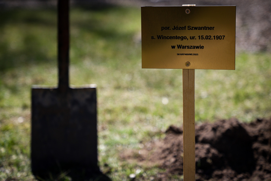 Uroczystości upamiętniające ofiary Zbrodni Katyńskiej w Ostrowi Mazowieckiej – 4 kwietnia 2025, fot. Paula Prudziłowicz (IPN)