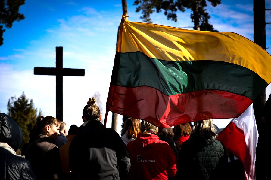 Pamięć nie umiera – 85. rocznica Zbrodni Katyńskiej na Litwie – 9 kwietnia 2025, fot. Paula Prudziłowicz (IPN)