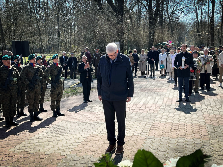 Uroczyste obchody 85. rocznicy Zbrodni Katyńskiej oraz drugiej masowej deportacji Polaków na Sybir – 13 kwietnia 2025, fot. Radosław Wnorowski (IPN)