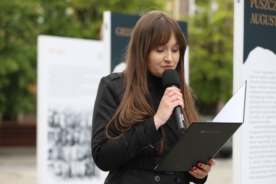 Otwarcie wystawy „...i nigdy nie wrócili do domu. Alfabet Obławy Augustowskiej” autorstwa Jarosława Wasilewskiego – 8 maja 2025, fot. Paula Prudziłowicz (IPN)