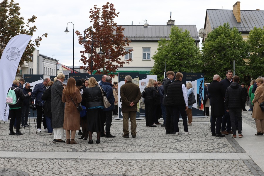 Otwarcie wystawy „...i nigdy nie wrócili do domu. Alfabet Obławy Augustowskiej” autorstwa Jarosława Wasilewskiego – 8 maja 2025, fot. Paula Prudziłowicz (IPN)