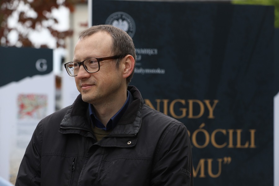 Otwarcie wystawy „...i nigdy nie wrócili do domu. Alfabet Obławy Augustowskiej” autorstwa Jarosława Wasilewskiego – 8 maja 2025, fot. Paula Prudziłowicz (IPN)